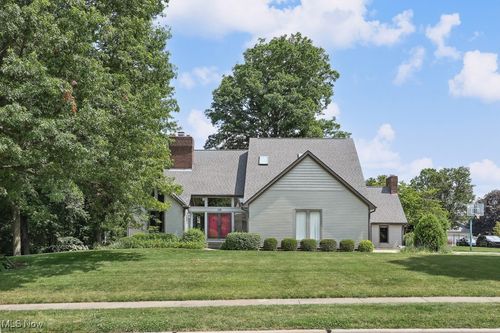 118 Steeplechase Ln, Munroe Falls, OH, 44262-1745 | Card Image