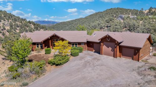 400 Panamint Rd, Reno, NV, 89521-6953 | Card Image