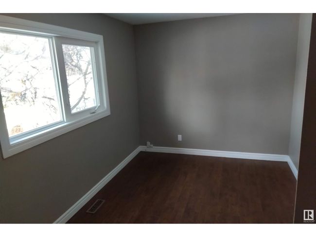 8853 95 St Nw, Home with 5 bedrooms, 3 bathrooms and null parking in Edmonton AB | Image 25