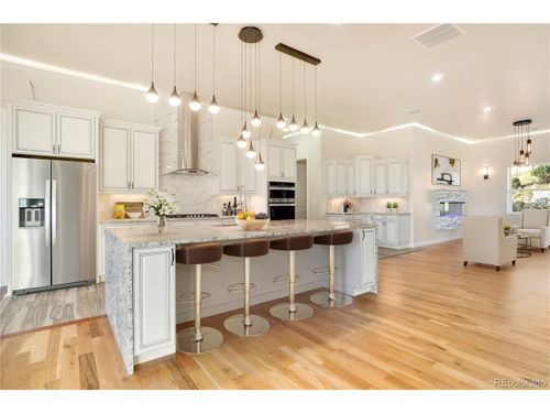 5585 Country Club Dr, Larkspur, CO, 80118-8458 | Card Image