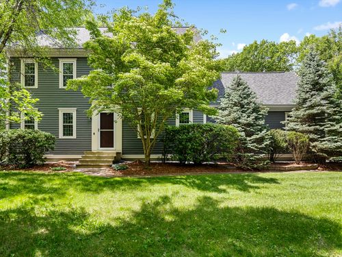 2 Edgewood Dr, Pepperell, MA, 01463-1299 | Card Image