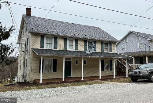 apt-2-411 Chestnut St, DELTA, PA, 17314-8117 | Card Image