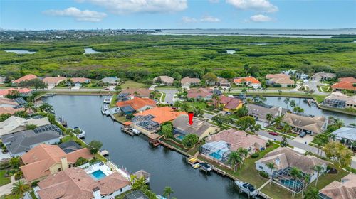 9807 Compass Point Way, TAMPA, FL, 33615 | Card Image