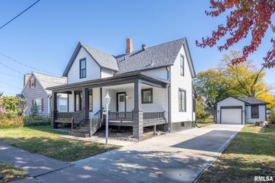 2129 Washington Street, House other with 3 bedrooms, 2 bathrooms and null parking in Davenport IA | Image 1