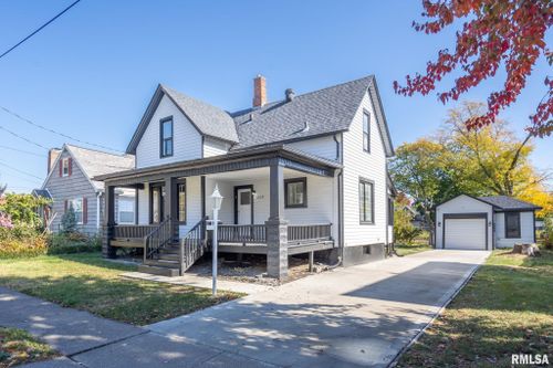 2129 Washington Street, Davenport, IA, 52804 | Card Image