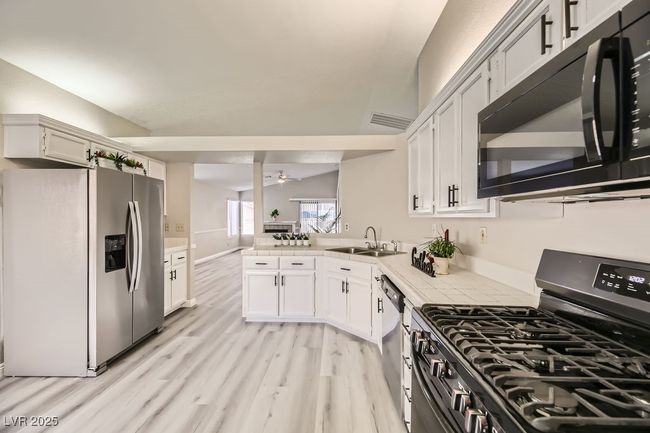 2668 Alwoodley Cir, House other with 2 bedrooms, 2 bathrooms and null parking in Las Vegas NV | Image 12