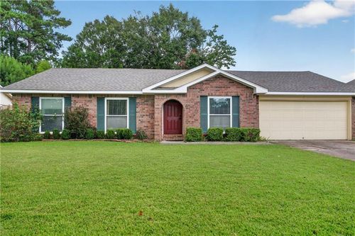 328 Crescentwood Loop, Slidell, LA, 70458-1472 | Card Image