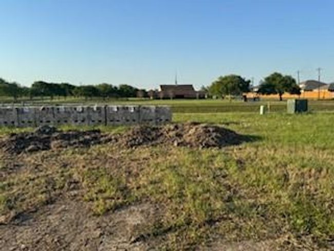 117 Bayou Bend Blvd, House other with 3 bedrooms, 3 bathrooms and null parking in Angleton TX | Image 11