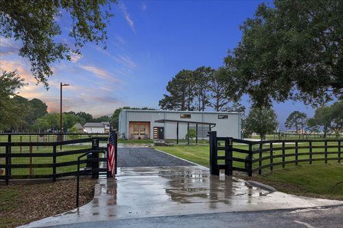 38 E Kitty Hawk St, Richmond, TX, 77406-9709 | Card Image