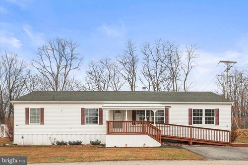 11 Chesapeake Est, THOMASVILLE, PA, 17364 | Card Image