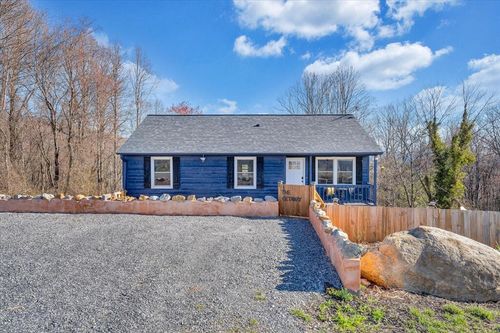 1039 Fosters Knob Rd, Blue Ridge, VA, 24064-3078 | Card Image
