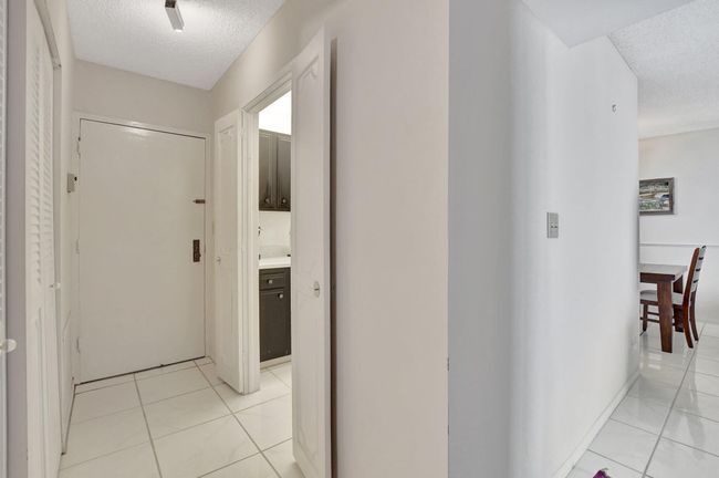 APT-1406W - 2121 N Ocean Blvd, Condo with 2 bedrooms, 2 bathrooms and null parking in Boca Raton FL | Image 12