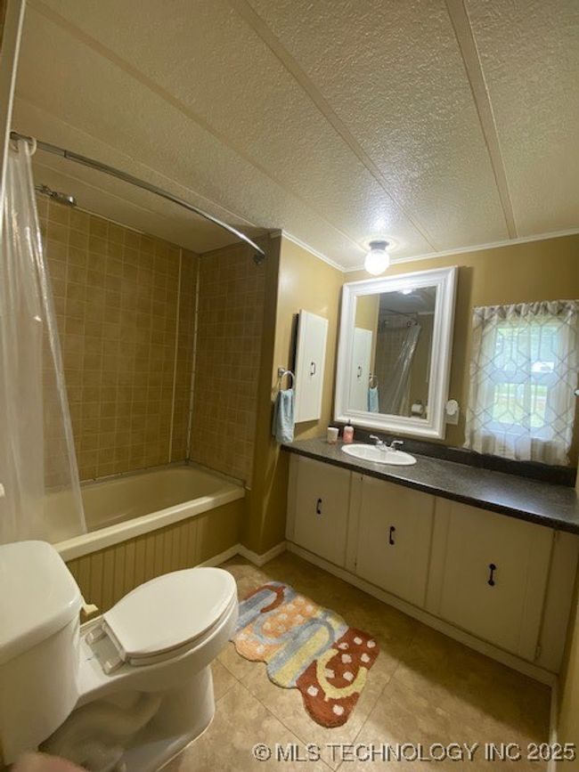 247 Kiamichi Rd, House other with 3 bedrooms, 3 bathrooms and null parking in Eufaula OK | Image 8