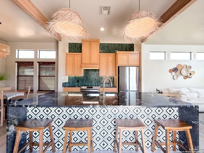 1208 Devine Dr, House other with 3 bedrooms, 2 bathrooms and null parking in Devine TX | Image 12