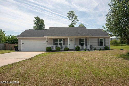 118 Clint Mills Rd, Maysville, NC, 28555-9018 | Card Image