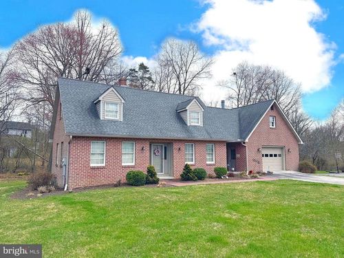 245 Montclair Rd, Gettysburg, PA, 17325-7948 | Card Image