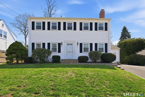 8 Merrill Rd, Norwalk, CT, 06851-3906 | Card Image