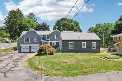 2550 Bent Oak Ave, Adrian, MI, 49221-1590 | Card Image