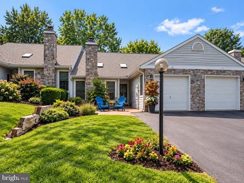 104 Sawmill Run, Elizabethtown, PA, 17022-1149 | Card Image