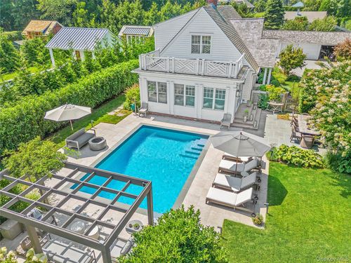 63 Halsey St, Southampton, NY, 11968-4009 | Card Image