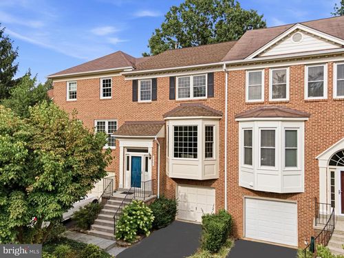 2067 Van Tuyl Pl, FALLS CHURCH, VA, 22043-1700 | Card Image