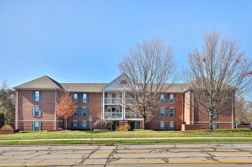 apt-122-5935 N High St, Worthington, OH, 43085-3984 | Card Image