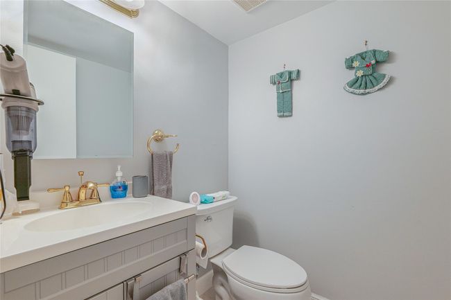 APT-708B - 3910 Inverrary Blvd, Condo with 3 bedrooms, 3 bathrooms and null parking in Lauderhill FL | Image 27
