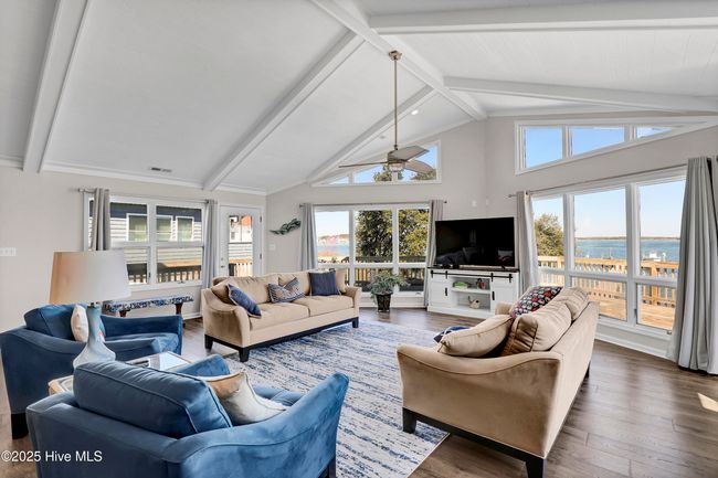 943 Chadwick Shores Dr, House other with 4 bedrooms, 4 bathrooms and null parking in Sneads Ferry NC | Image 10