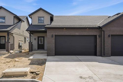1600-15 Coopersfield Link Sw, Airdrie, AB, T4B5P5 | Card Image