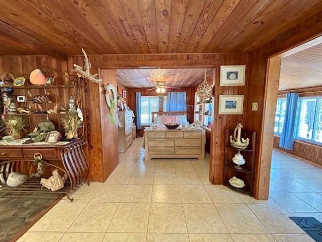 1464 Alligator Dr, House other with 3 bedrooms, 2 bathrooms and null parking in ALLIGATOR POINT FL | Image 11