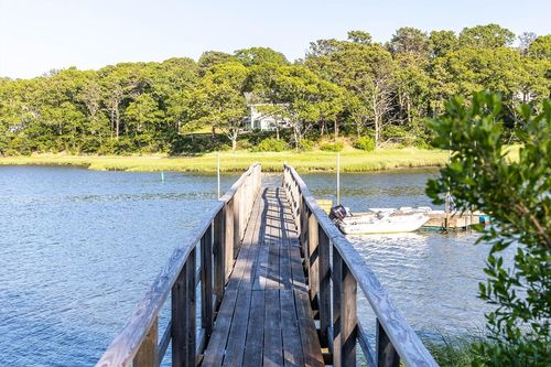 75 Areys Ln, Orleans, MA, 02653-4420 | Card Image