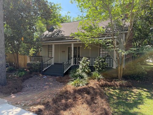 417 Central Pl, Valdosta, GA, 31601-5461 | Card Image