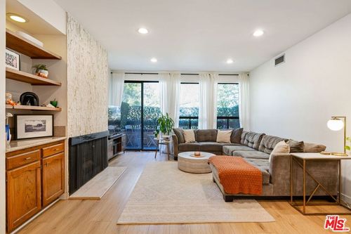 apt-205-1833 Fairburn Ave, Los Angeles, CA, 90025-4924 | Card Image