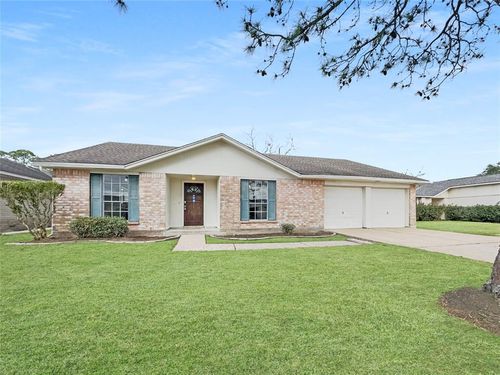 17315 Heritage Bay Dr, Webster, TX, 77598-3018 | Card Image