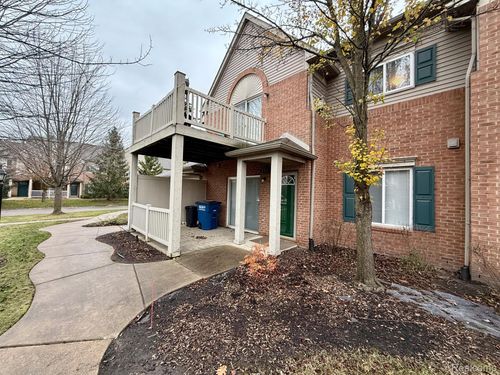 314 Marigold Cir, Westland, MI, 48185-9633 | Card Image