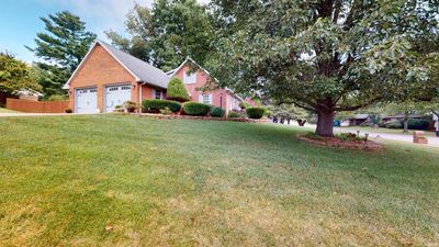 5255 E Esche Drive, House other with 3 bedrooms, 2 bathrooms and null parking in Newburgh IN | Image 2