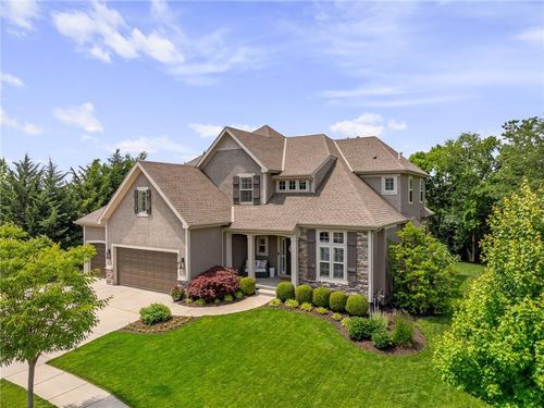 9716 Inspiration St, Lenexa, KS, 66227-7273 | Card Image