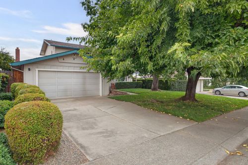 6744 Will Rogers Drive, Fair Oaks, CA, 95628 | Card Image