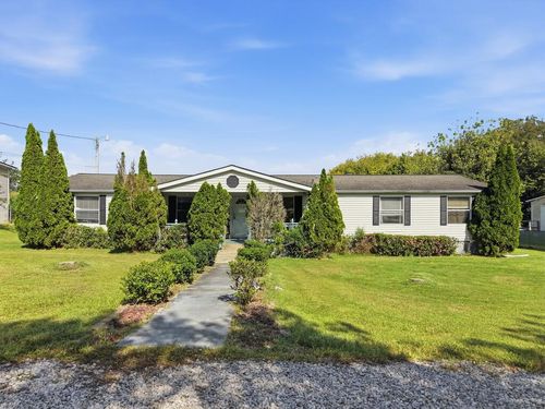 289 Country Meadows Ln, Cookeville, TN, 38501-6304 | Card Image