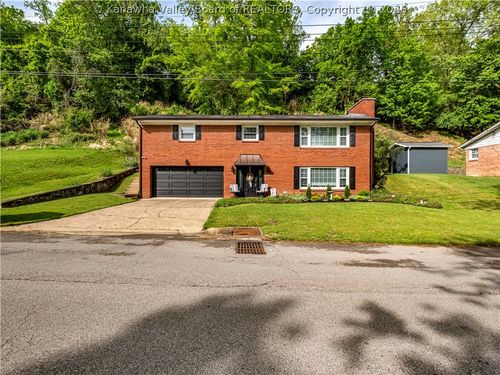 1108 Montrose Dr, South Charleston, WV, 25303-2920 | Card Image
