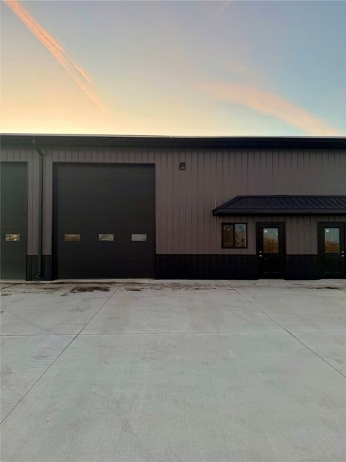 3398 Nolan-Carney Drive, Perry, IA, 50220 | Card Image