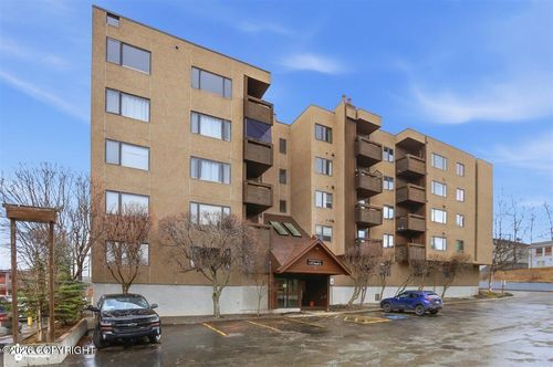233-1170 Denali St, Anchorage, AK, 99501-6519 | Card Image