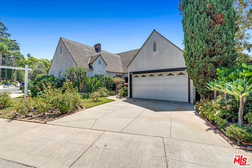 3141 La Suvida Dr, Los Angeles, CA, 90068-1566 | Card Image
