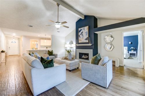 2323 Foundary Dr, Katy, TX, 77493-3438 | Card Image