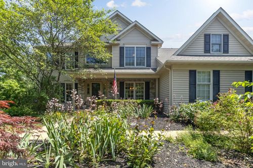 40 Chanticleer Dr, Glenmoore, PA, 19343-1836 | Card Image