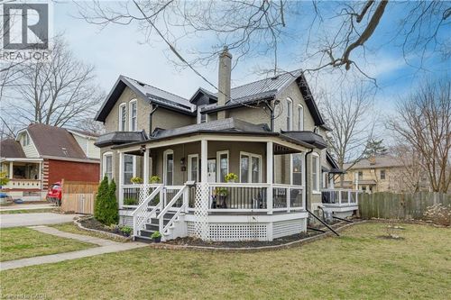 26 James St, Cambridge, ON, N1S1C5 | Card Image