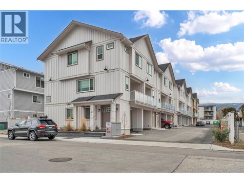 106-784 Argyle St, Penticton, BC, V2A5N7 | Card Image
