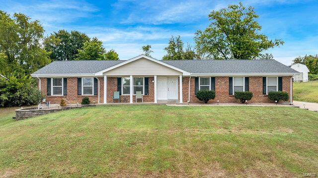 Des Peres Dr, Saint Louis, MO 63131