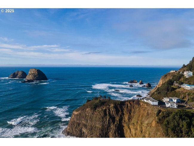 1816 Maxwell Mountain Rd, House other with 12 bedrooms, 9 bathrooms and 4 parking in Oceanside OR | Image 6