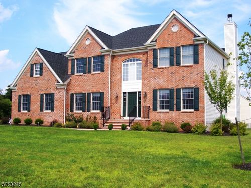 16 Gumble Ct, Hillsborough, NJ, 08844-2316 | Card Image